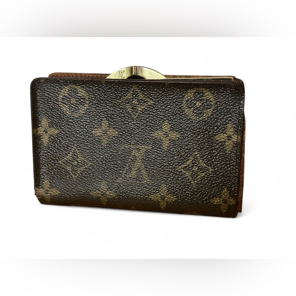 Authentic Louis Vuitton Monogram Kisslock Wallet Cottage Core Old Money - Picture 2 of 10